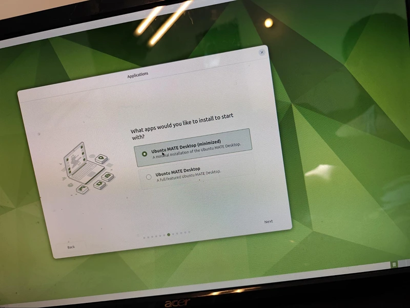 Minimal or full install of ubuntu mate 24.04